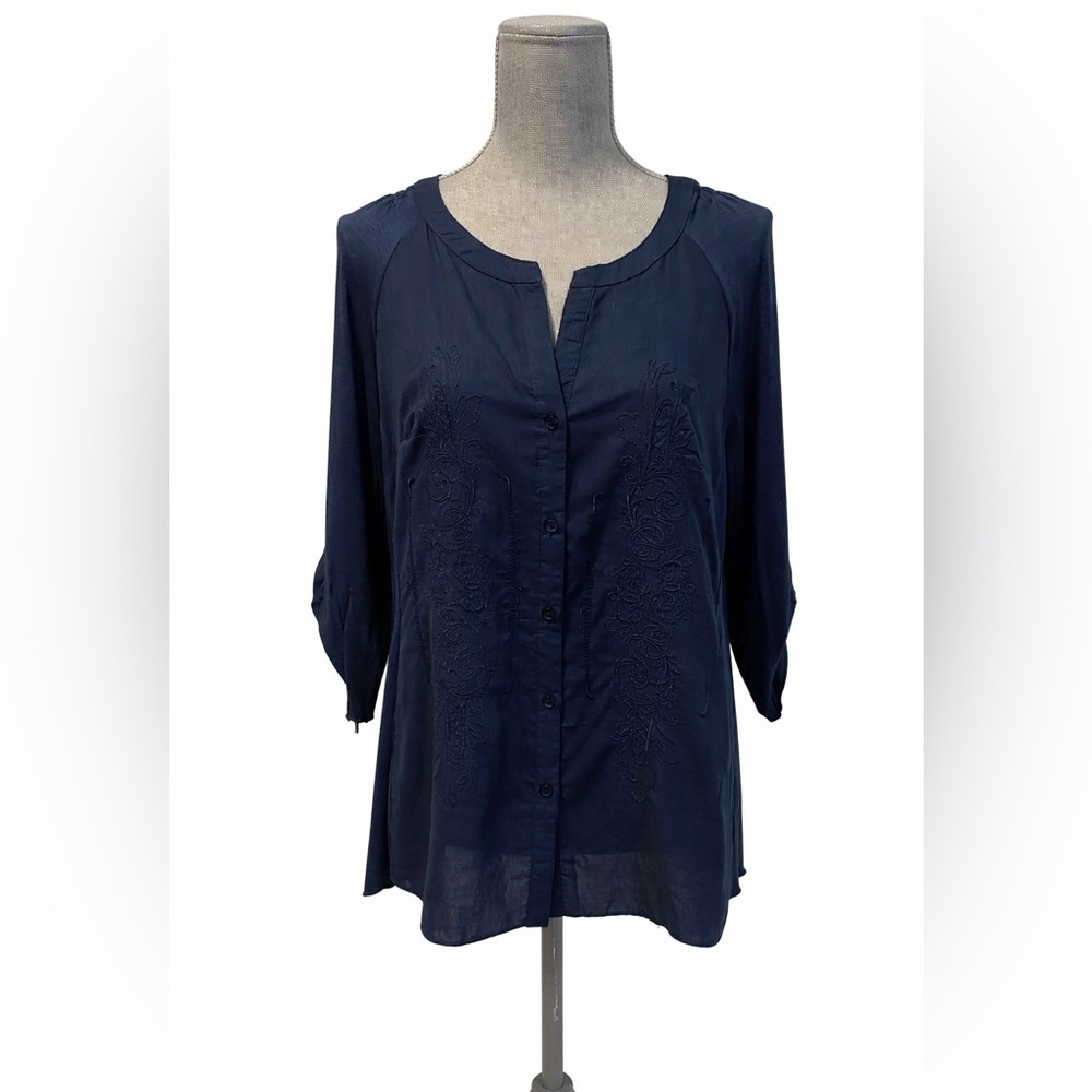 NWT RXB Navy Blue Embroidered Top, Size XL